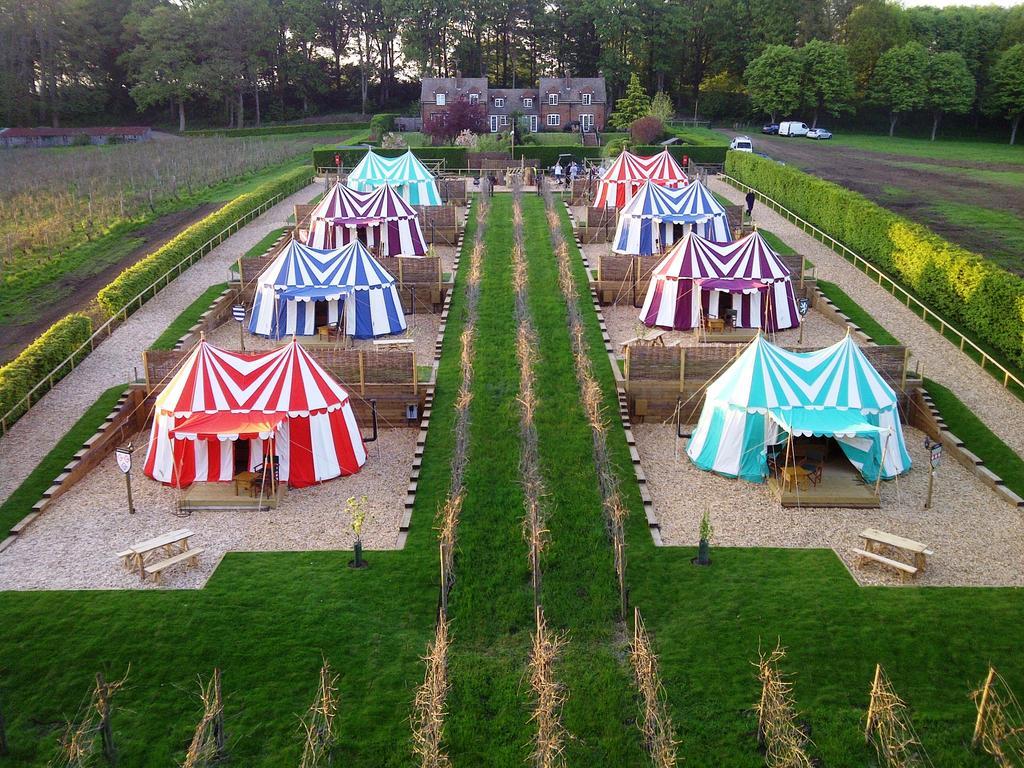 Leeds Castle Knights Glamping 호텔 객실 사진