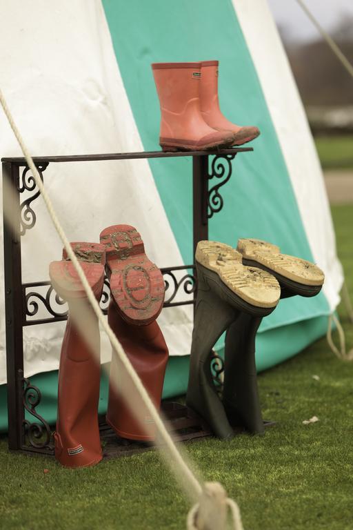 Leeds Castle Knights Glamping 호텔 외부 사진